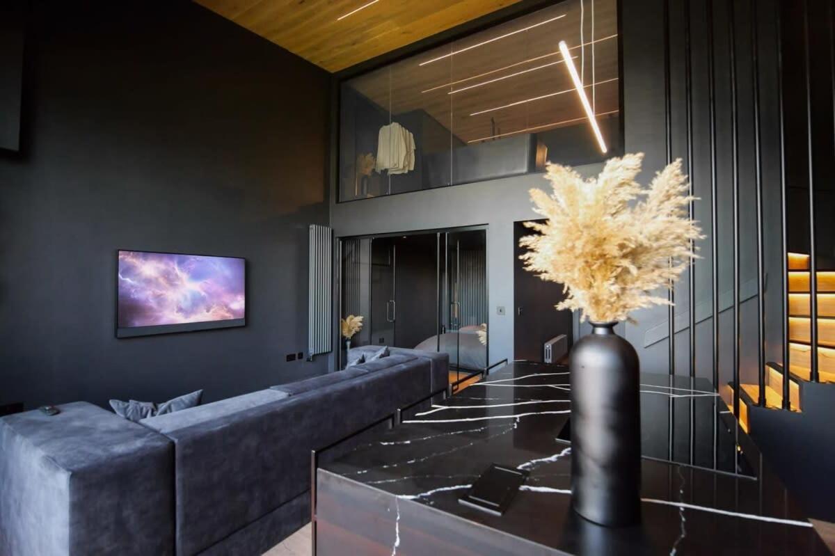 Noir By The Heim Residences Apartamento