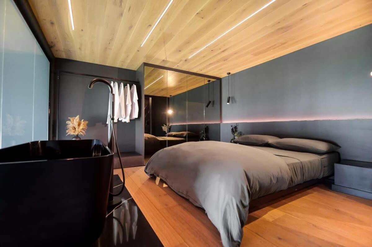 Noir By The Heim Residences Apartamento *
