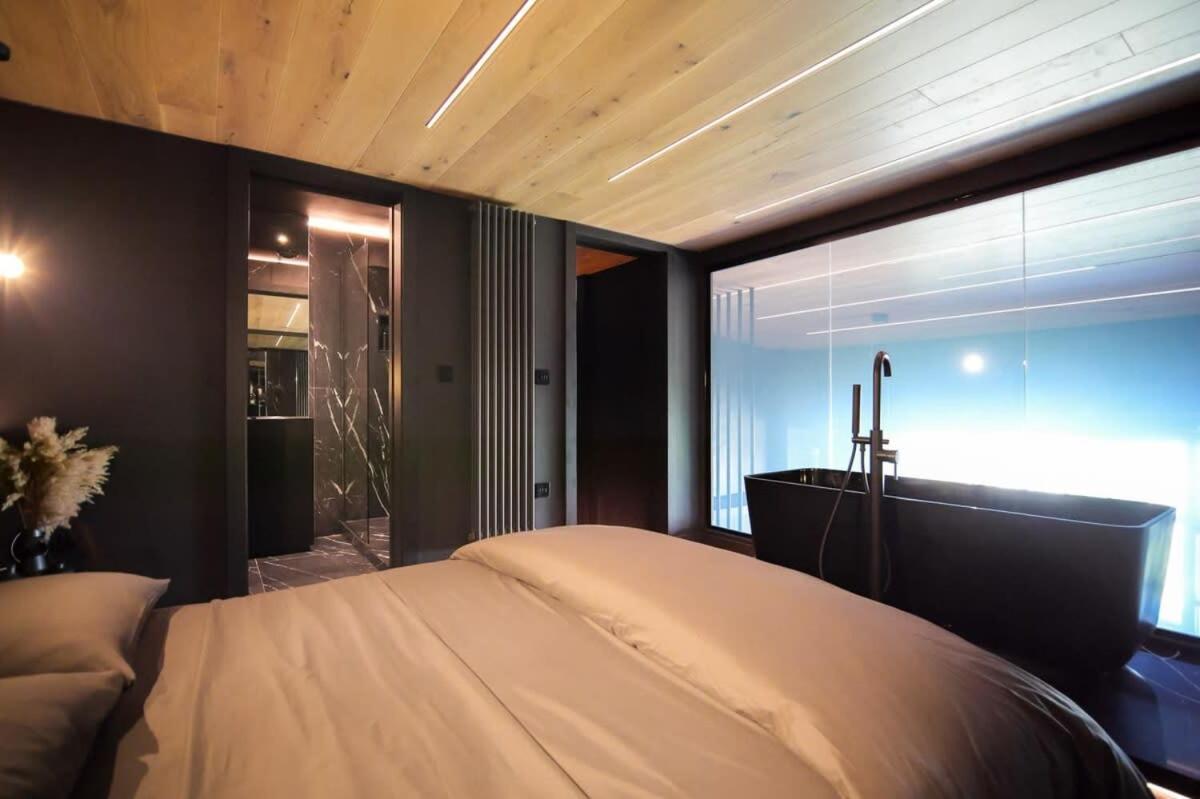 Noir By The Heim Residences Apartamento Manchester